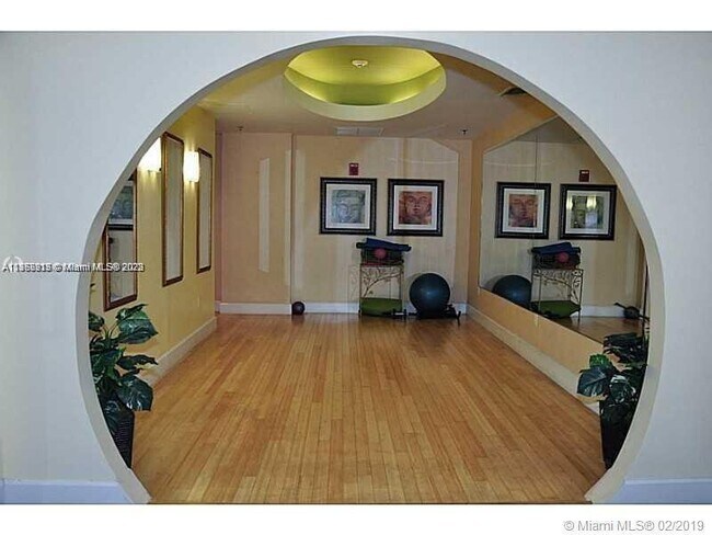 Foto del edificio - 1830 Radius Dr