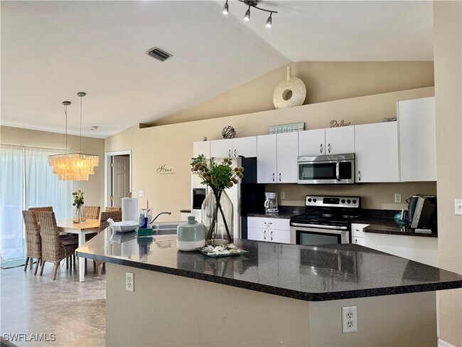 Foto del edificio - 1506 SW 14th St