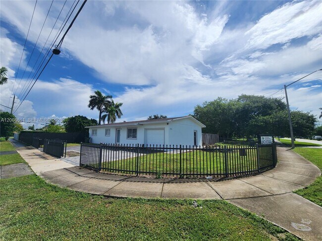 Foto del edificio - 771 NW 15th St