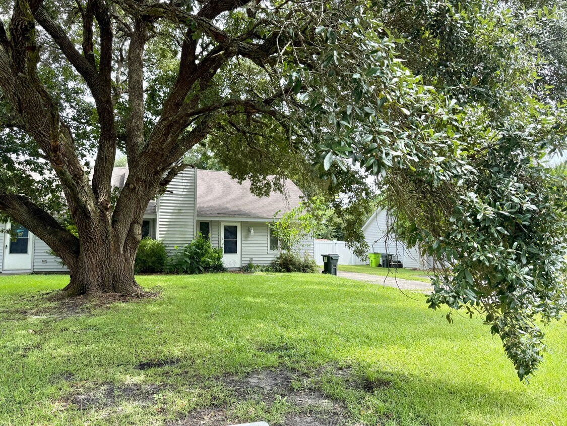 Foto principal - 1508 Princeton Ln