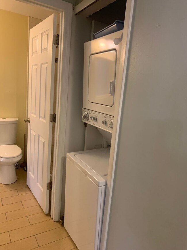 Foto del edificio - Cozy 1 Bed/ 1 Bath in King Oak Villas