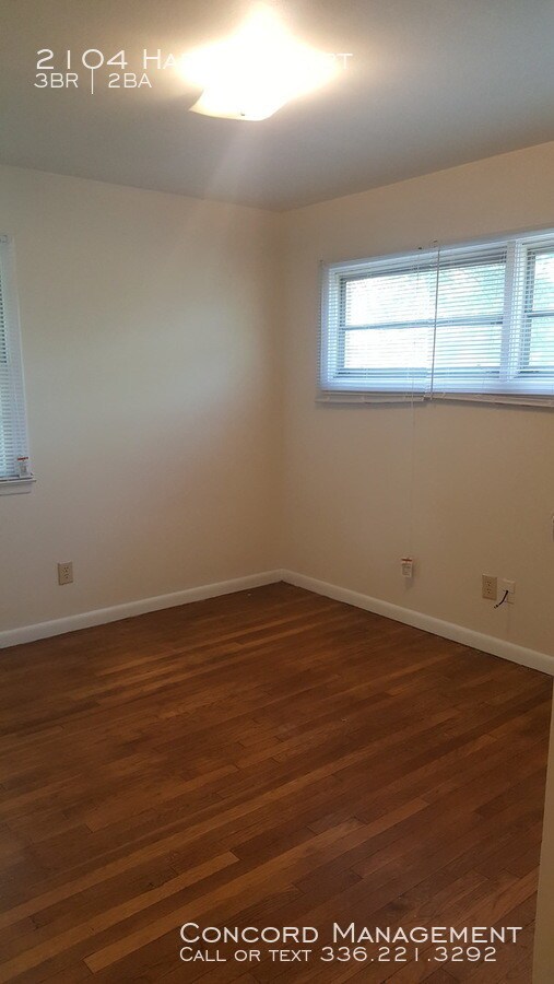 Building Photo - 2104 Hardie Court