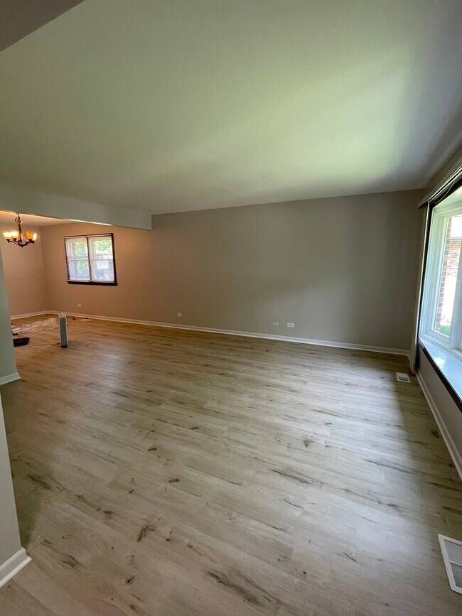 Foto del edificio - 8456 Dixon Ct