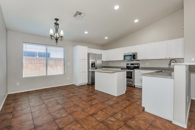 Foto del edificio - 484 W Gascon Rd