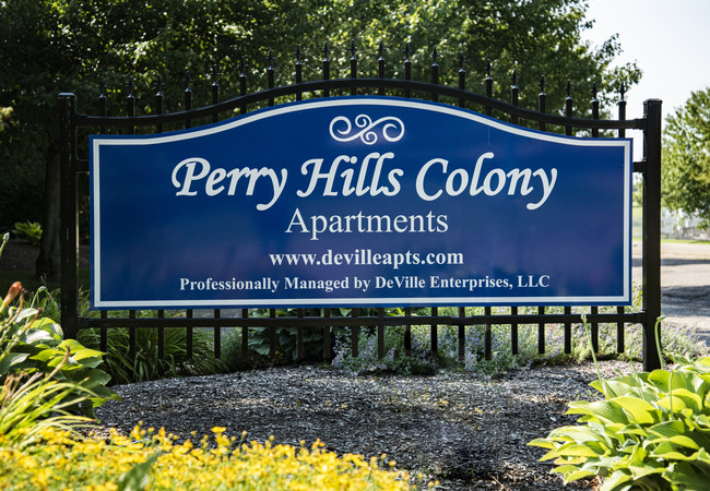 Foto del edificio - Perry Hills Colony