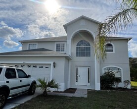 Building Photo - 859 Fraser Dr