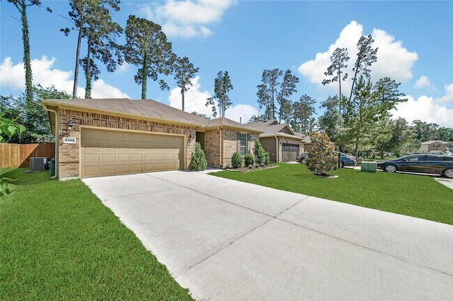 Foto del edificio - 4343 Roaring Timber Dr