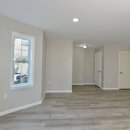 Building Photo - 183 Savannah Ave