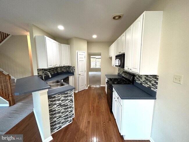 Foto del edificio - 537 Quincy St