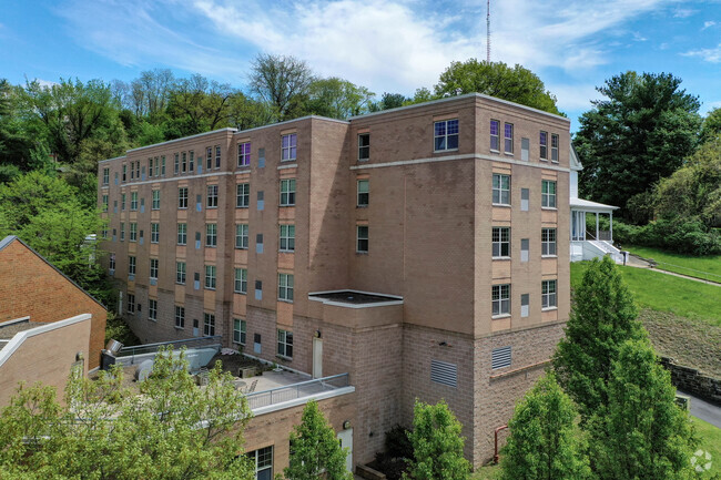 Building Photo - Upper Rooms Apartments