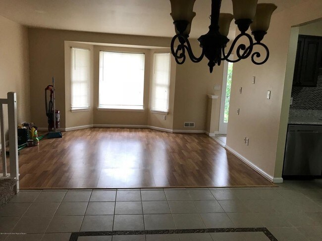 Foto del edificio - 236 Brookfield Dr