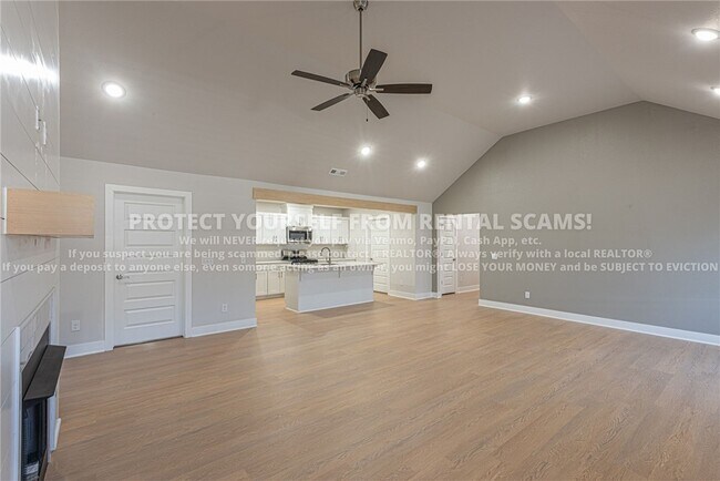 Building Photo - 4248 W Cactus Pl