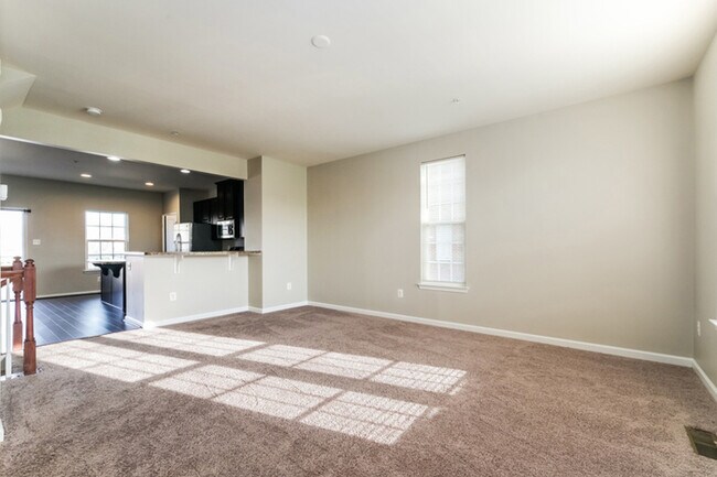 Foto del edificio - 11867 Saint Linus Drive, Waldorf, MD, 20602