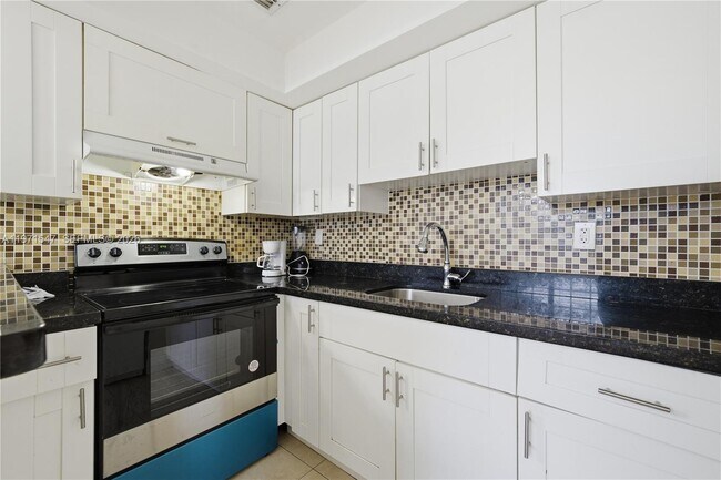 Foto del edificio - 1731 NW 26th Ave