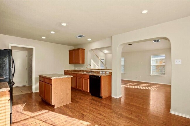 Foto del edificio - 1812 Indian Lodge Dr