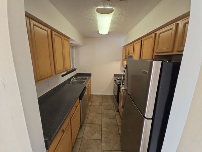 Building Photo - 1318 Marlton St