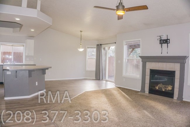 Building Photo - 5517 N Rosepoint Way
