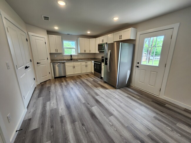 Kitchen4 - 1216 12th St NE