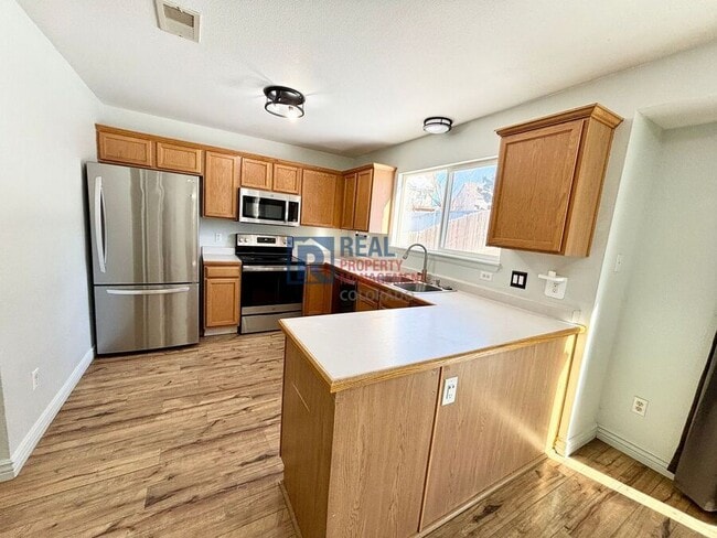 Foto del edificio - 4620 E Bennington Ave