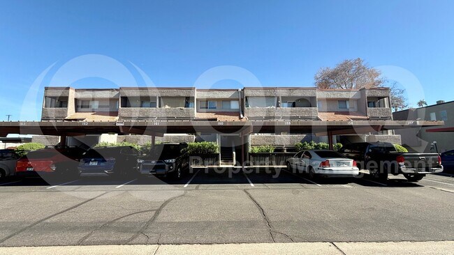 Foto del edificio - 1645 W Baseline Rd