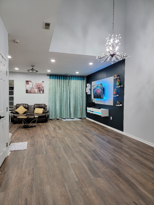 Foto del edificio - 32 Chatham Ct