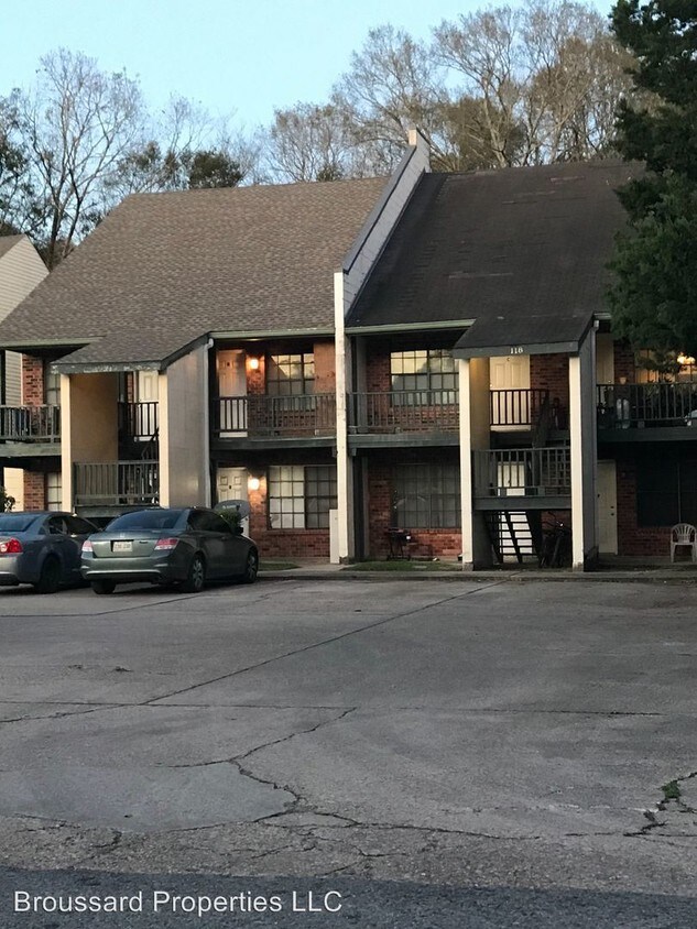 Foto principal - 118 N Meyers Dr