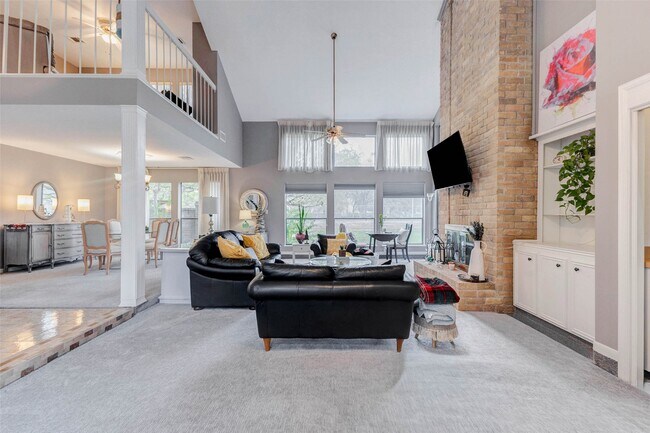 Foto del edificio - 202 Old Bridge Lake St