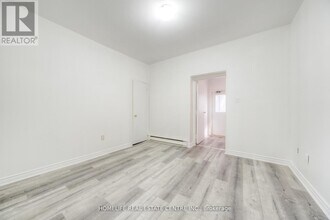 Building Photo - 223-223 Jameson Ave