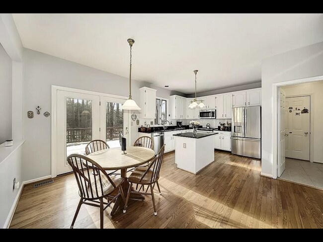 Building Photo - 8300 Giantstep Pl