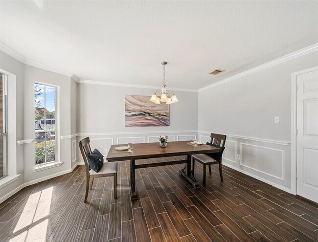 Building Photo - 2202 Megellan Point Ln