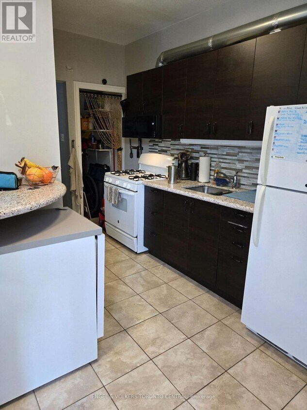 Photo principale - 132 De Grassi St