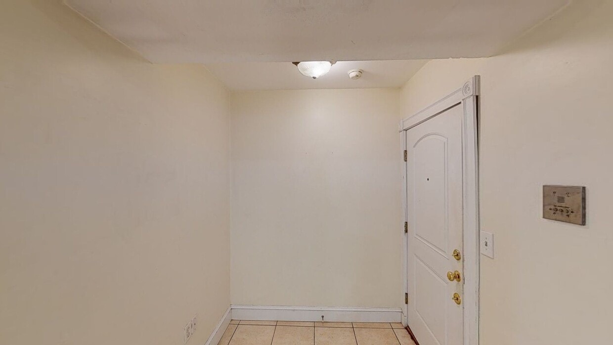 1 BED 1 BATH ALLSTON *NO FEE - 1 BED 1 BATH ALLSTON *NO FEE
