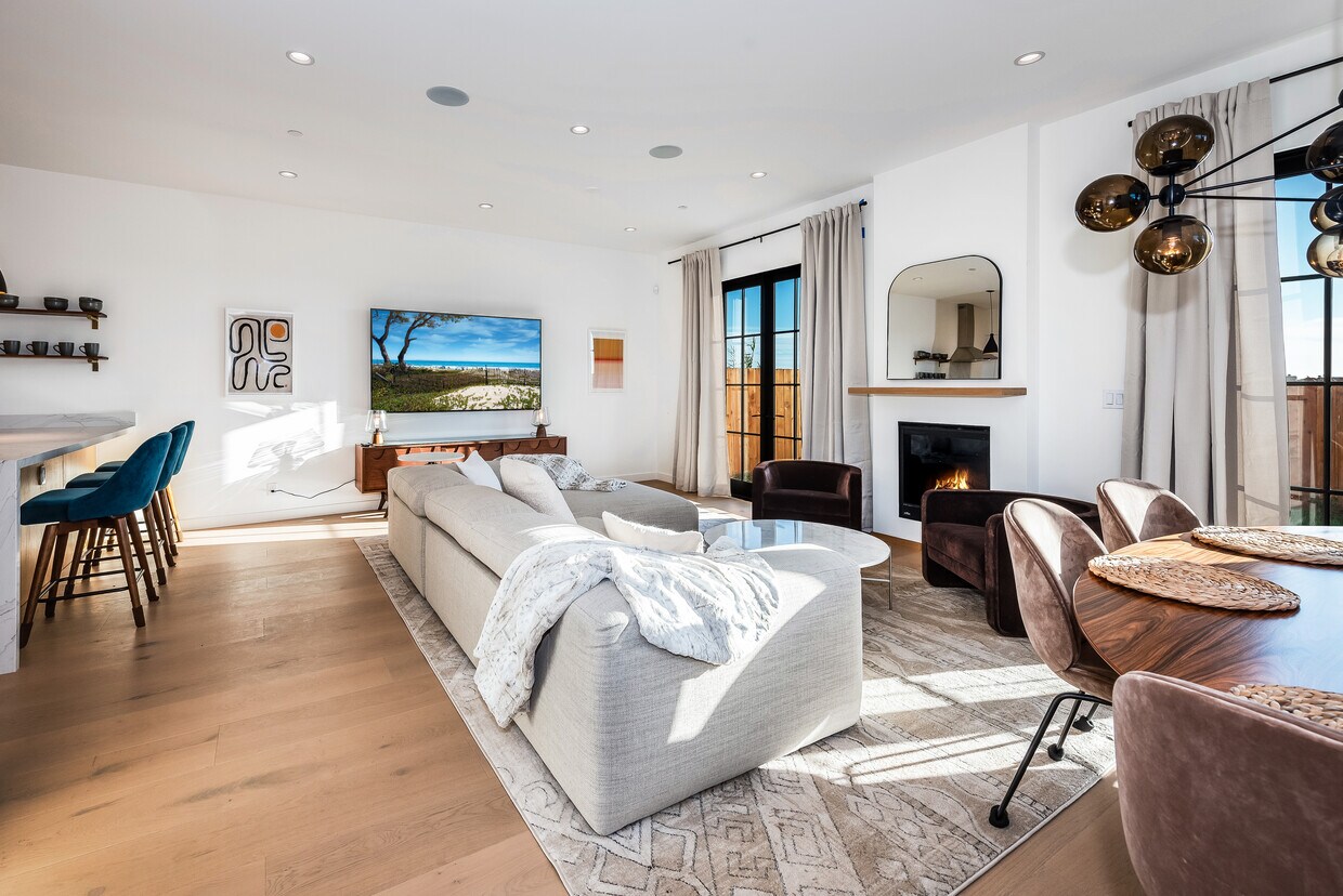 4277 Carpinteria Ave, Carpinteria, CA 93013 Townhome Rentals in