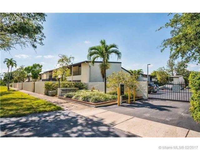 Foto del edificio - 19225 NE 25th Ave