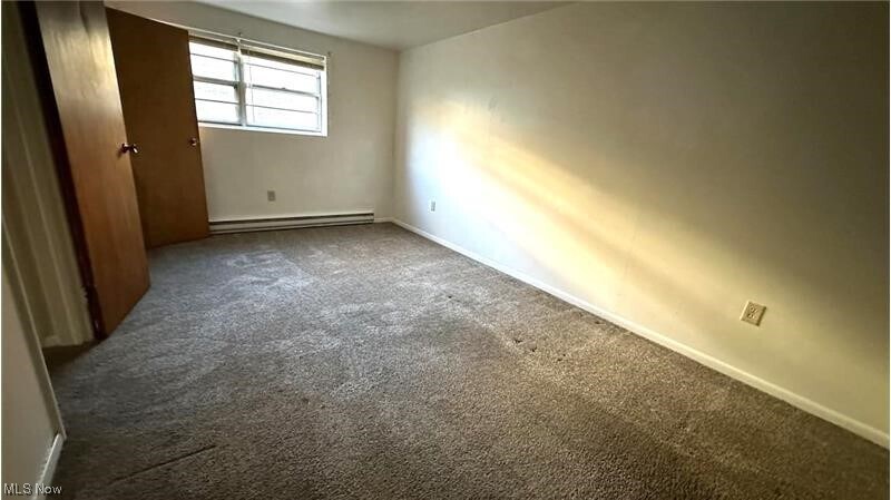 Foto del edificio - 405 Colonial Dr