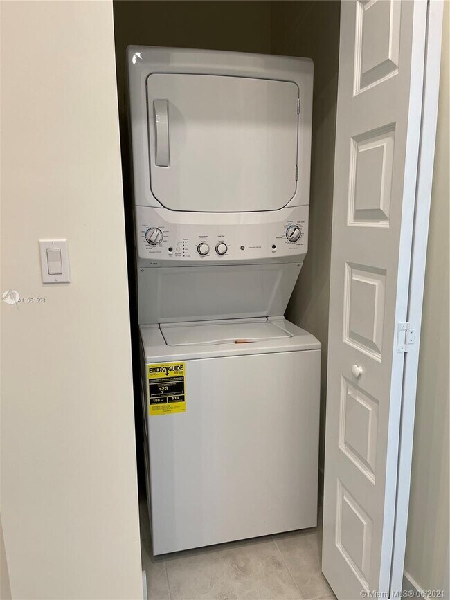 Foto del edificio - 8363 NW 41st St