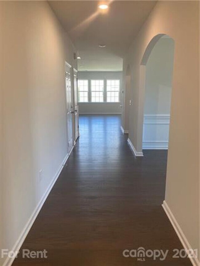 Foto del edificio - New Home in Desirable Palisades!
