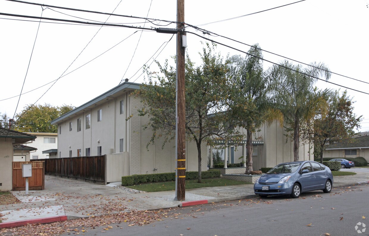 Primary Photo - 1567 Alta Glen Dr
