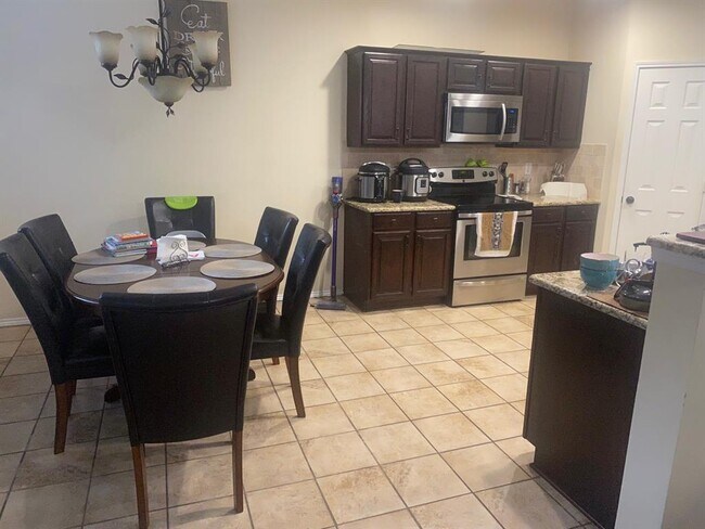 Foto del edificio - 2316 Dalhart Trail