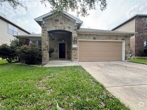 Building Photo - 205 Saddle Ridge Dr
