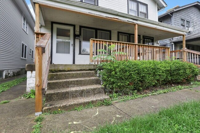 Foto del edificio - 659 S Burgess Ave