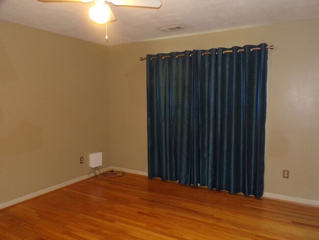 Building Photo - 2156 Co Rd 288
