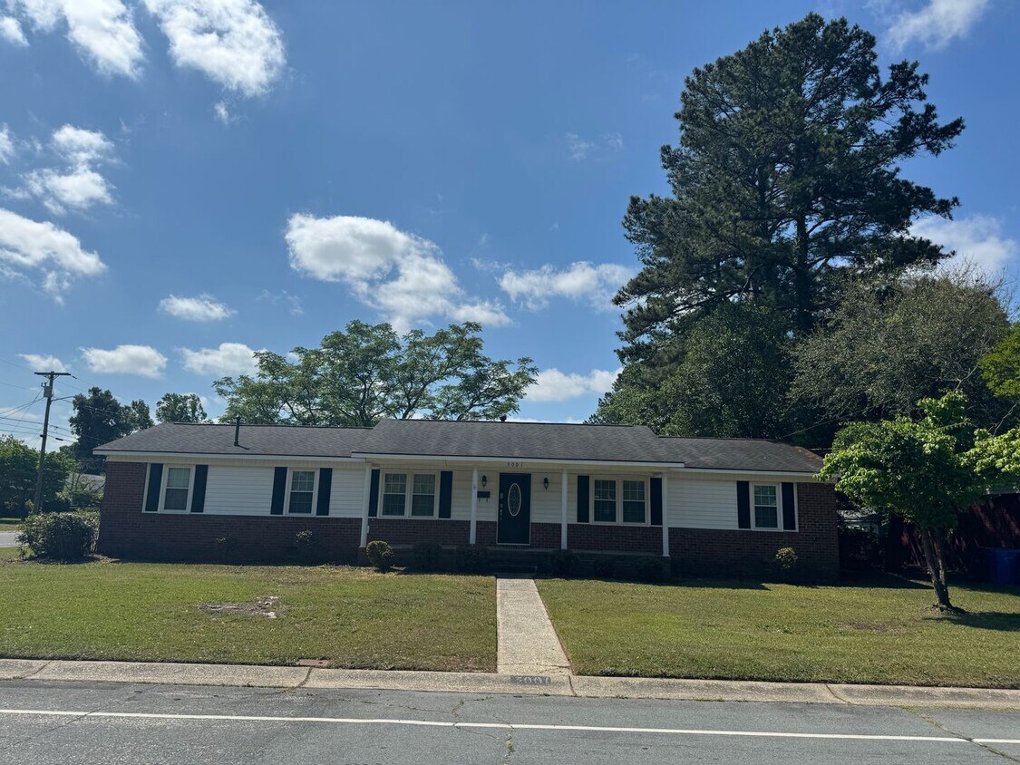 Primary Photo - Close to Cape Fear Valley Hospital