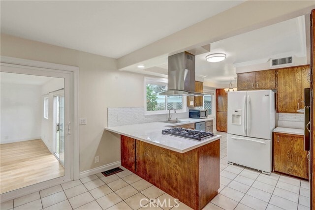 Building Photo - 2142 Orange Ave