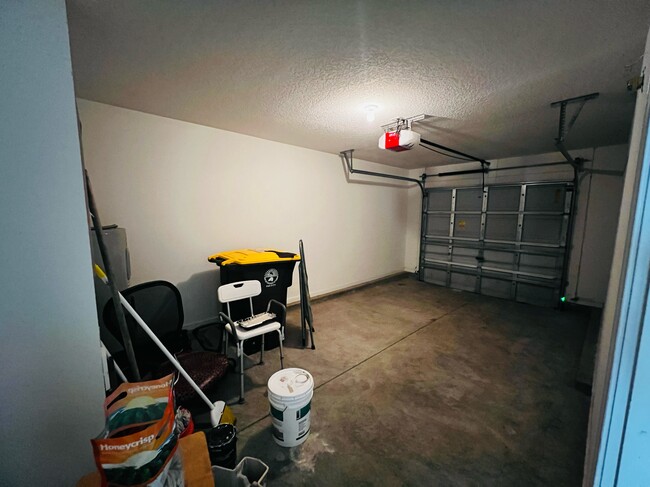 Building Photo - 5908 Brice Ct