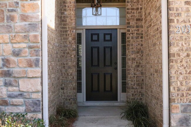 Building Photo - 203 Gemstone Ct