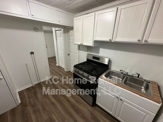 Foto del edificio - 107 E Hale St