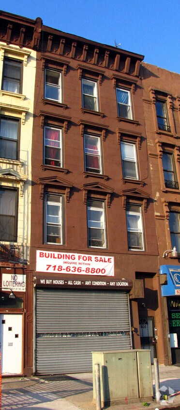 Building Photo - 944 Fulton St