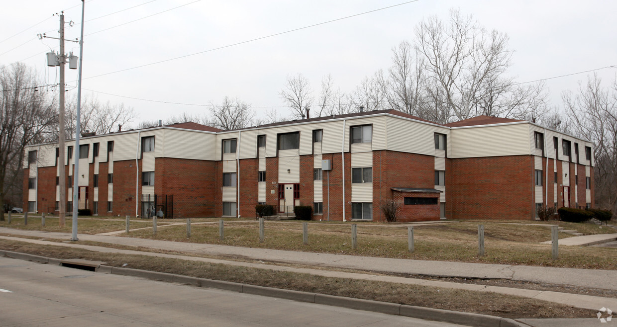 Building Photo - Western Manor Apartments