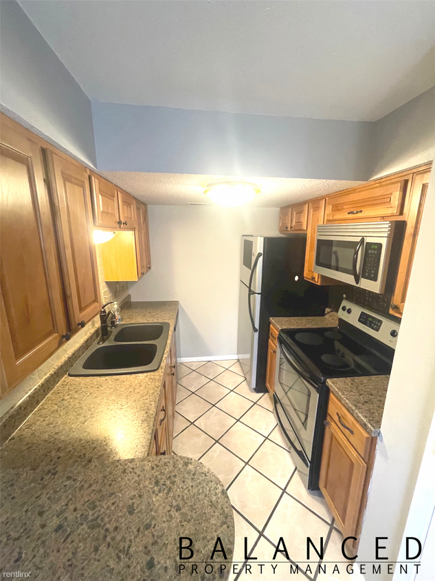 Primary Photo - 2 br, 1.5 bath House - 3032 SW Lydia Ave A...
